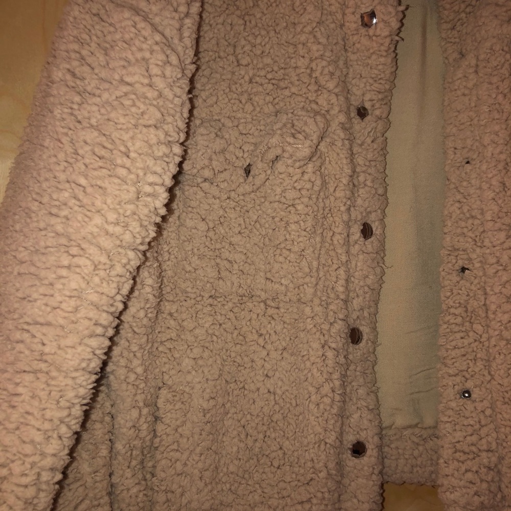 LE LIS Teddy Coat - Picture 2 of 4